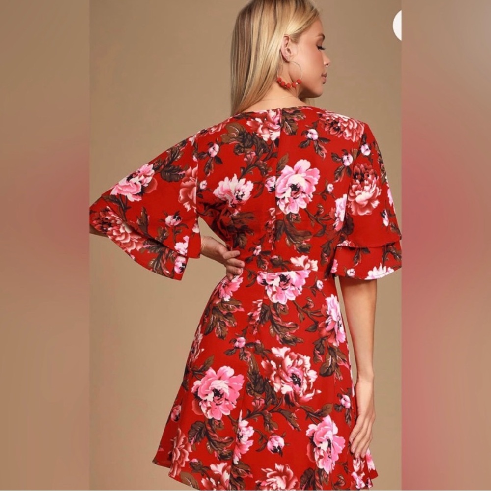 Lulus - Picture 2 of 6